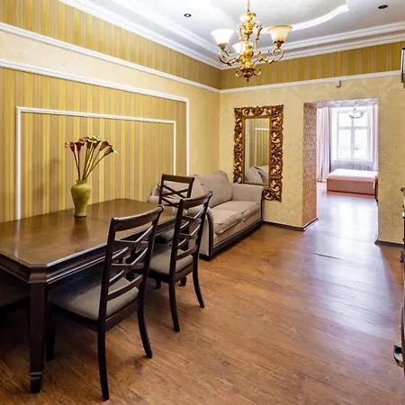 Romari проспект свободи 39 Apartment *
