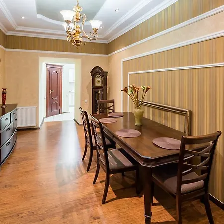 Romari проспект свободи 39 Lejlighed