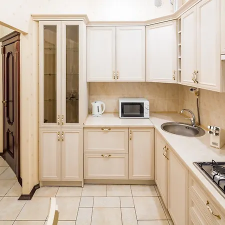 Romari проспект свободи 39 *