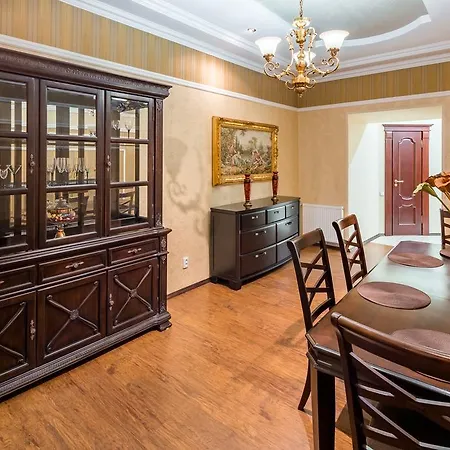 Romari проспект свободи 39