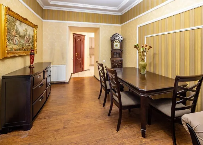 Apartment Romari проспект свободи 39 *