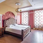 Romari проспект свободи 39 * Leopoli