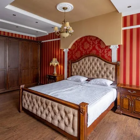 Romari проспект свободи 39 *